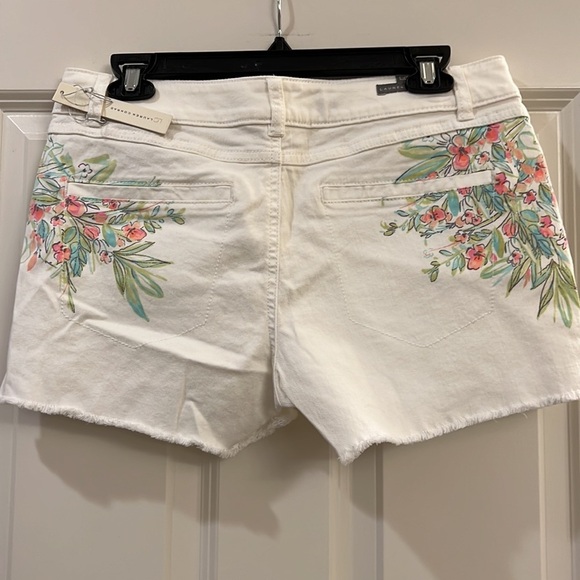 Lauren Conrad ladies shorts - Picture 5 of 10